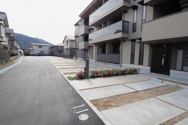 D-room中筋　Ⅱ棟の駐車場