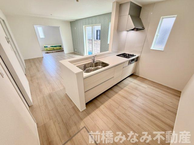 【新築】前橋市南町2丁目　B号棟(全２棟)　ハートフルタウン　新築建売分譲のキッチン|お料理しやすいキッチンです