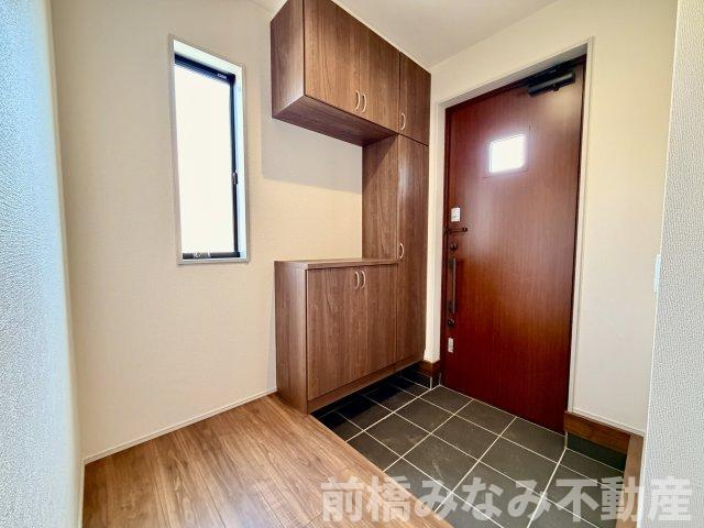 【新築】前橋市上増田町第3　限定１棟　リーブルガーデン　新築建売の玄関|シンプルで使いやすい玄関です
