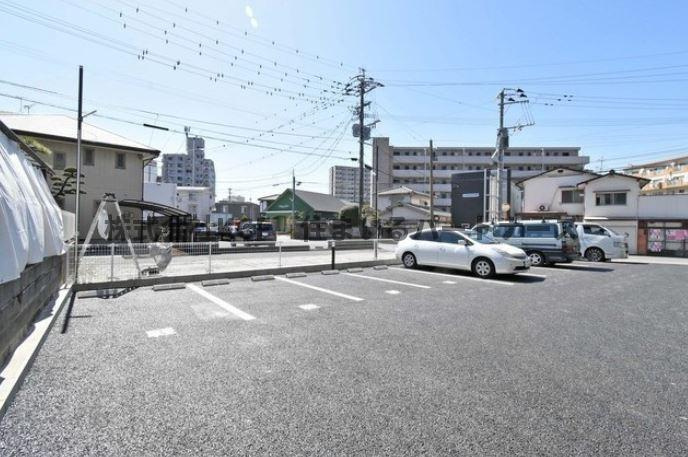 Maisonアマファソンの駐車場|駐車スペースもあります