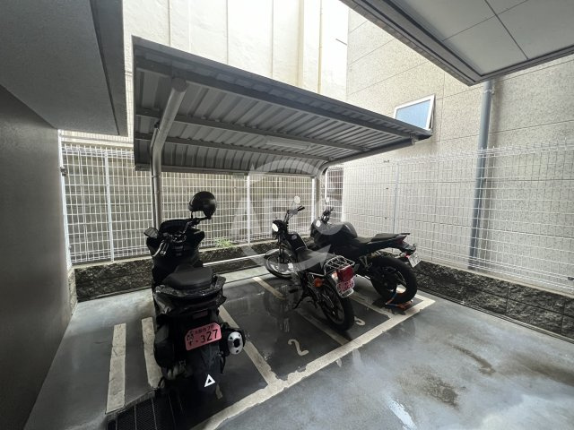 ラナップスクエア福島のその他共用部分|ラナップスクエア福島　バイク置き場