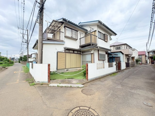 狭山市東三ツ木　建築条件なし売地　西武新宿線『新狭山駅』徒歩13分　【新狭山小学区】の前面道路含む現地写真