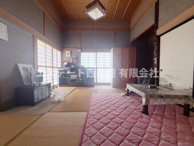 花巻市田力　土地建物の和室