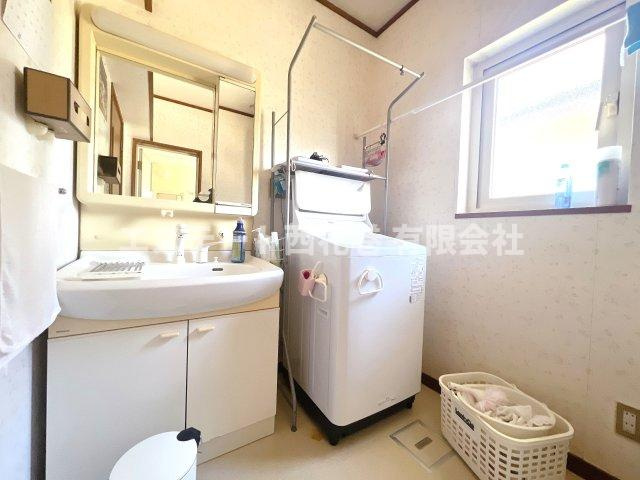 花巻市田力　土地建物の独立洗面台