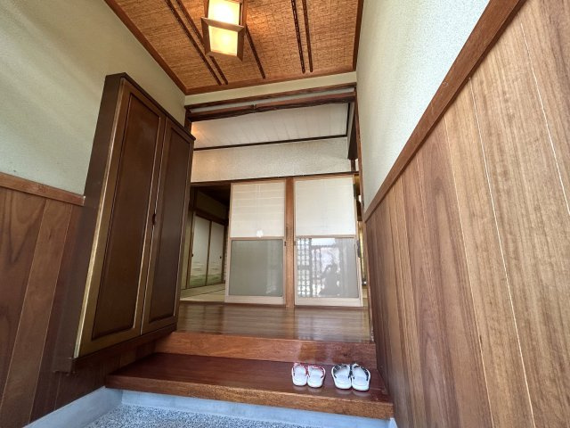 新潟市東区中野山6丁目の玄関