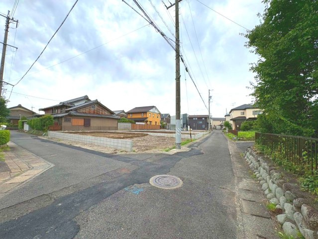リーブルガーデン　岐阜市下奈良2丁目　全3区画分譲の前面道路含む現地写真|「現地（2026年7月16日）撮影」　
■前面道路　
■ヤマダ不動産　株式会社リライフ