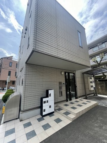 ロワジール千石のエントランス