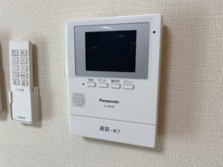 【内装】 | 仮称）天童市駅西４丁目新築アパート | カメラ付インターホン（イメージ）