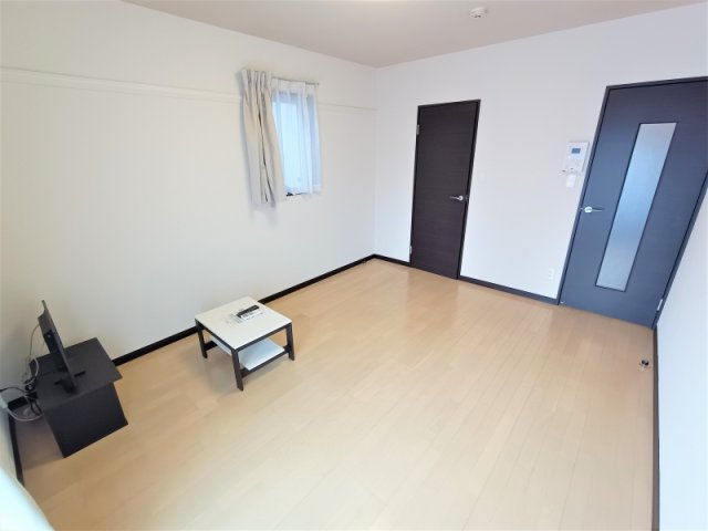 レオネクストＮａｋａｊｙｕの寝室|家電・家具付きのお部屋です。