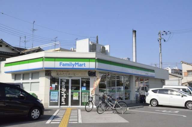 レオパレスビレックの周辺|コンビニまで徒歩1分。