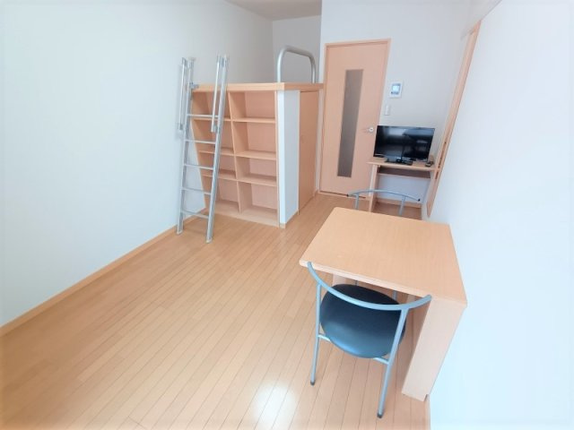 レオパレスきずりの寝室|家電・家具付き物件です。