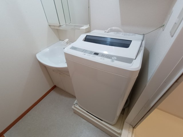 レオパレス島之内のその他|室内洗濯機置き場です。
