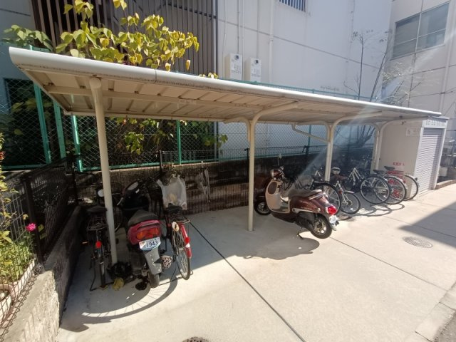 レオパレス旭町のその他|自転車置き場です。