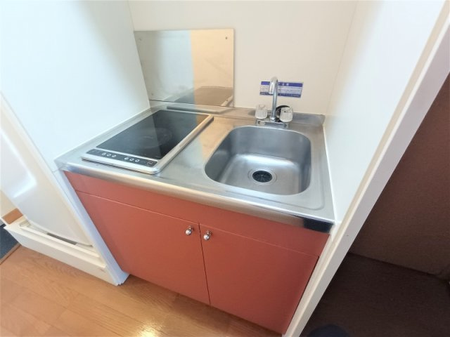 レオパレスフラワリーのキッチン|コンロは2口コンロです。