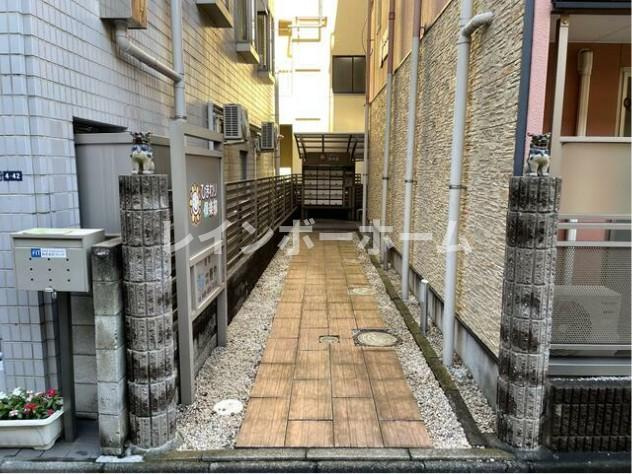 ひまわり倶楽部のエントランス