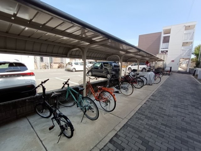 レオパレスＩＢのその他|自転車置き場