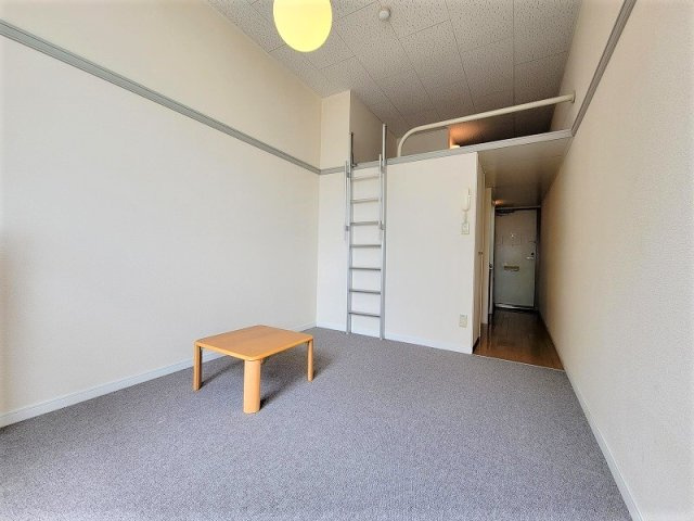 レオパレス千ーＳＥＮーⅠの寝室|家電・家具付きのお部屋です。