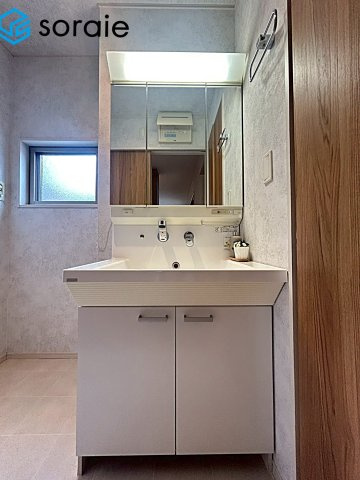 所沢市東狭山ケ丘１丁目　中古戸建の独立洗面台|2026/6/23 撮影