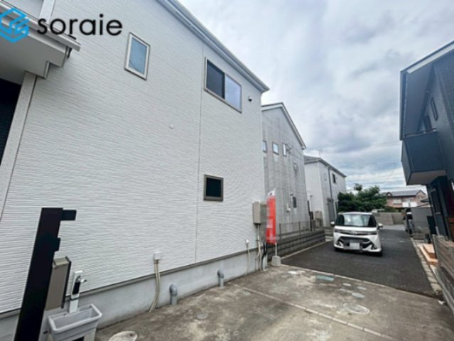 所沢市東狭山ケ丘１丁目　中古戸建の前面道路含む現地写真|2026/6/23 撮影