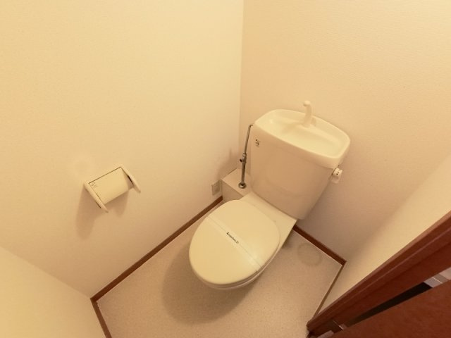 レオパレスソレイユⅡのその他|トイレスペースです。
