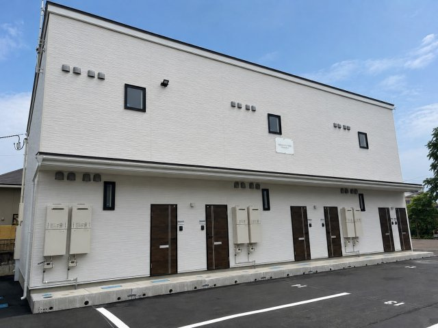 ハピネス ドミールB