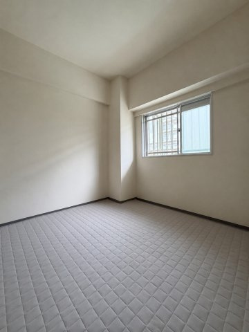 【洋室】 | 東大和グリーンタウン１号棟 | 北側の洋室です(^^♪