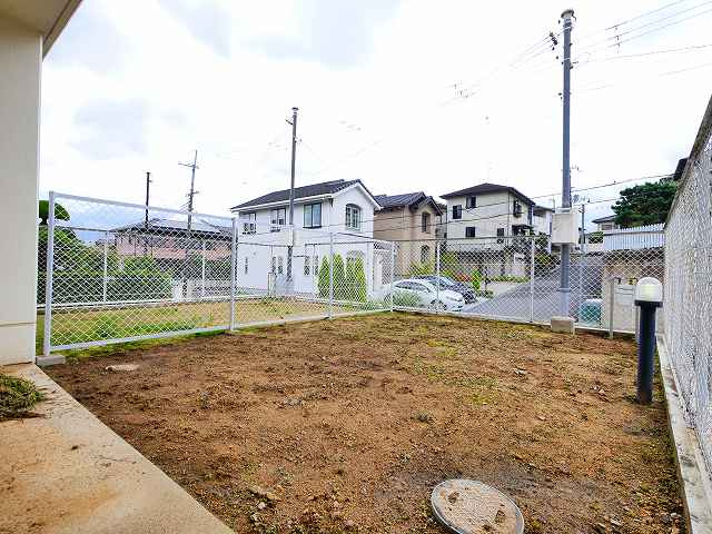 ロイヤル静和テラスハウスの庭