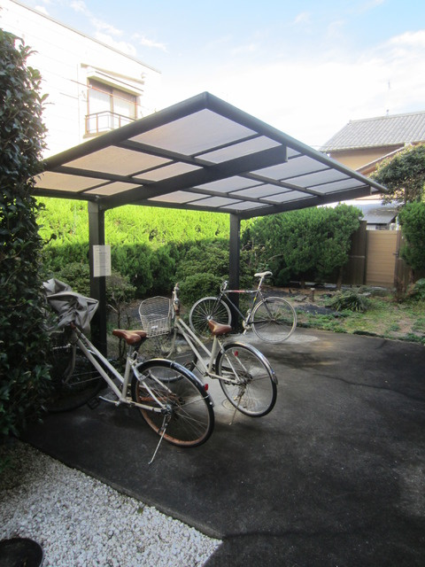 ファイン祖師谷のその他共用部分|★屋根付き駐輪スペース★
