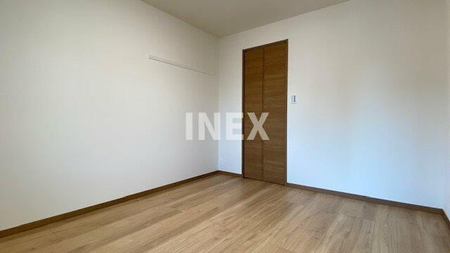 横浜市中区本郷町３丁目の賃貸マンションの居間・リビング