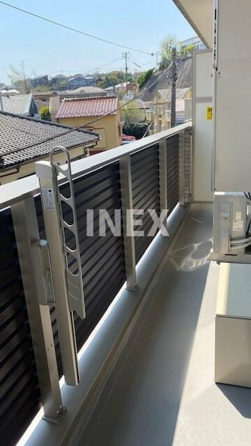 横浜市中区本郷町３丁目の賃貸マンションのバルコニー