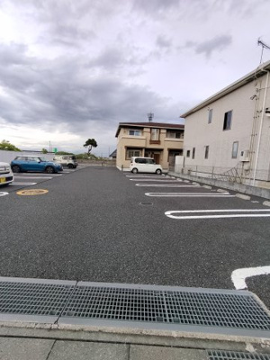 【駐車場】 | レジェンドＸＸＩ