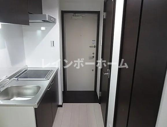 プレシャスアース稲毛区天台の玄関