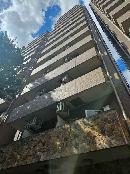 リクレイシア西麻布Ⅰ番館の外観