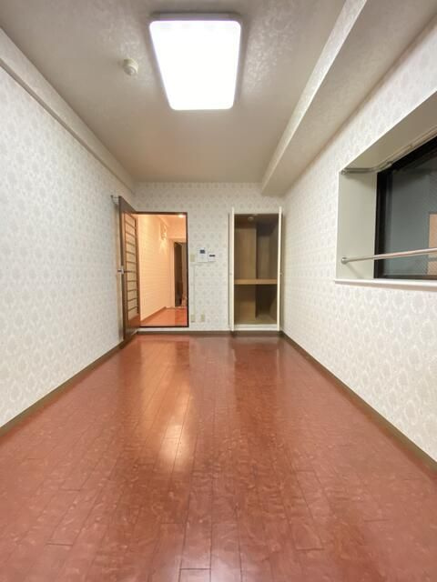 八王子市八木町の賃貸マンションの居間・リビング