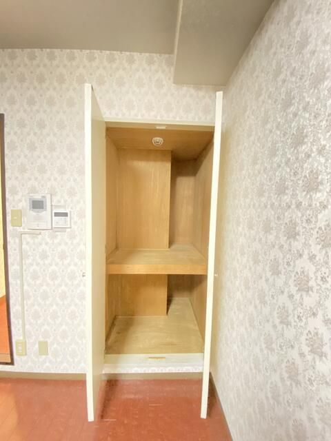 八王子市八木町の賃貸マンションの収納