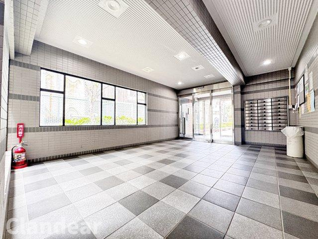 ダイアパレス北綾瀬ＩＩＩのロビー|ドキドキの新生活も、安心してスタート。ぴったりの住まいを見つけませんか？クランディアが一緒に住まい選びをサポートします‼　まずは、お気軽にお問合せください　＃クランディア