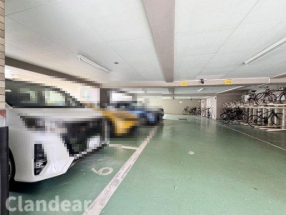 ダイアパレス北綾瀬ＩＩＩの駐車場|ドキドキの新生活も、安心してスタート。ぴったりの住まいを見つけませんか？クランディアが一緒に住まい選びをサポートします‼　まずは、お気軽にお問合せください　＃クランディア