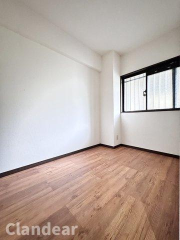 ダイアパレス北綾瀬ＩＩＩの洋室|ドキドキの新生活も、安心してスタート。ぴったりの住まいを見つけませんか？クランディアが一緒に住まい選びをサポートします‼　まずは、お気軽にお問合せください　＃クランディア