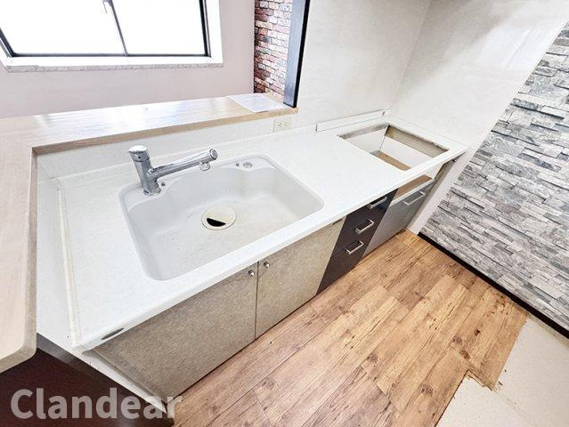 ダイアパレス北綾瀬ＩＩＩの独立洗面台|ドキドキの新生活も、安心してスタート。ぴったりの住まいを見つけませんか？クランディアが一緒に住まい選びをサポートします‼　まずは、お気軽にお問合せください　＃クランディア