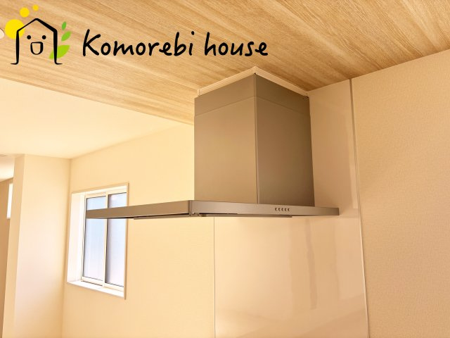 さいたま市見沼区南中野　ガーデンパーク　3期　新築一戸建て　ブルーミングガーデン　02のキッチン|10/11撮影