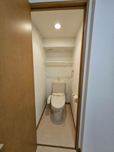 名古屋市千種区池下１丁目の中古マンションのトイレ