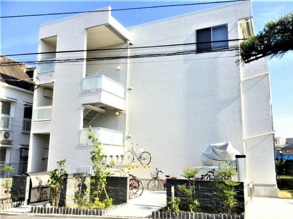 川崎市多摩区菅２丁目の賃貸マンションの外観