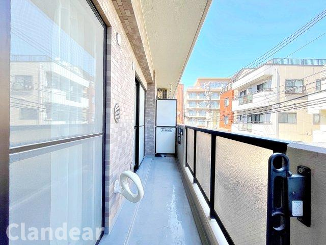 ライオンズマンション亀有第六のバルコニー|ドキドキの新生活も、安心してスタート。ぴったりの住まいを見つけませんか？クランディアが一緒に住まい選びをサポートします‼　まずは、お気軽にお問合せください　＃クランディア