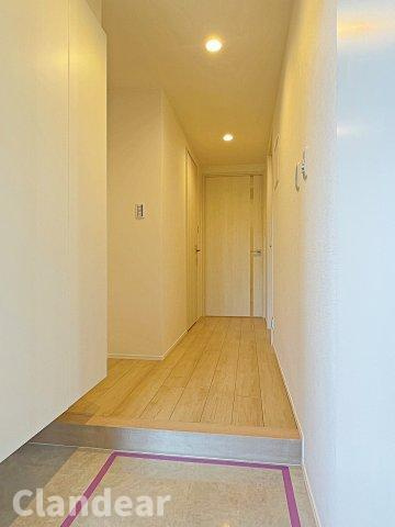 ライオンズマンション亀有第六の玄関|ドキドキの新生活も、安心してスタート。ぴったりの住まいを見つけませんか？クランディアが一緒に住まい選びをサポートします‼　まずは、お気軽にお問合せください　＃クランディア