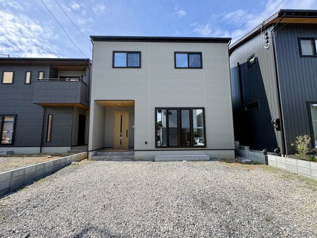 「南向きで日当たり良し」高知市福井町E号地　新築一戸建