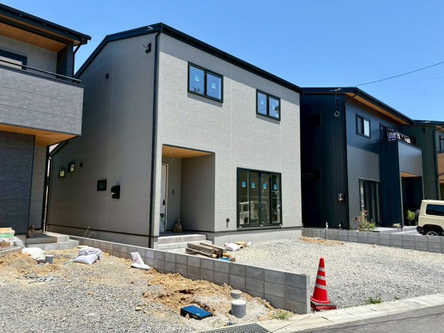 「南向きで日当たり良し」高知市福井町E号地　新築一戸建の外観|5/10撮影