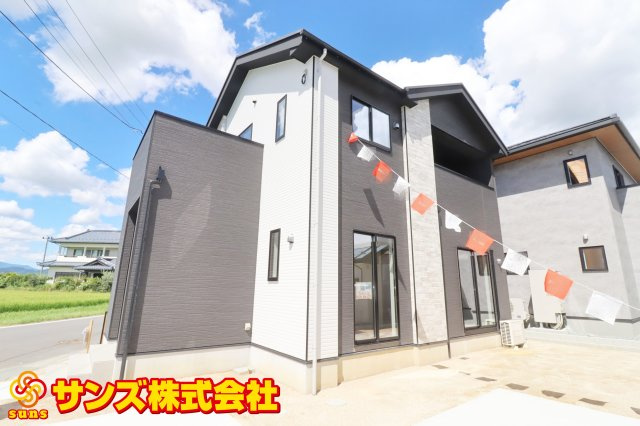 郡山市東原２丁目　　　  １号棟　　　富田東小学校、富田中学区　の外観|南西側から見た外観♪