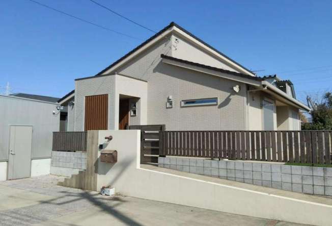 【外観】 | つくば市学園の森３丁目　中古戸建 | 人気の平屋一戸建て☆彡