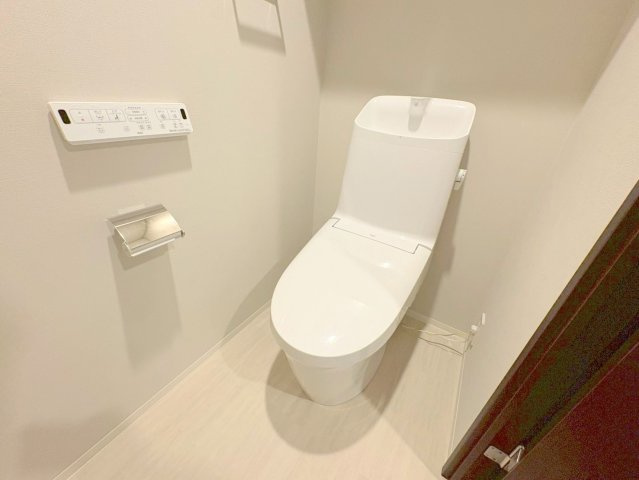 宝塚市梅野町の賃貸マンションのトイレ|トイレもきれいです