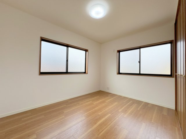 昭島市美堀町2丁目　中古戸建の洋室|【洋室3】6帖　